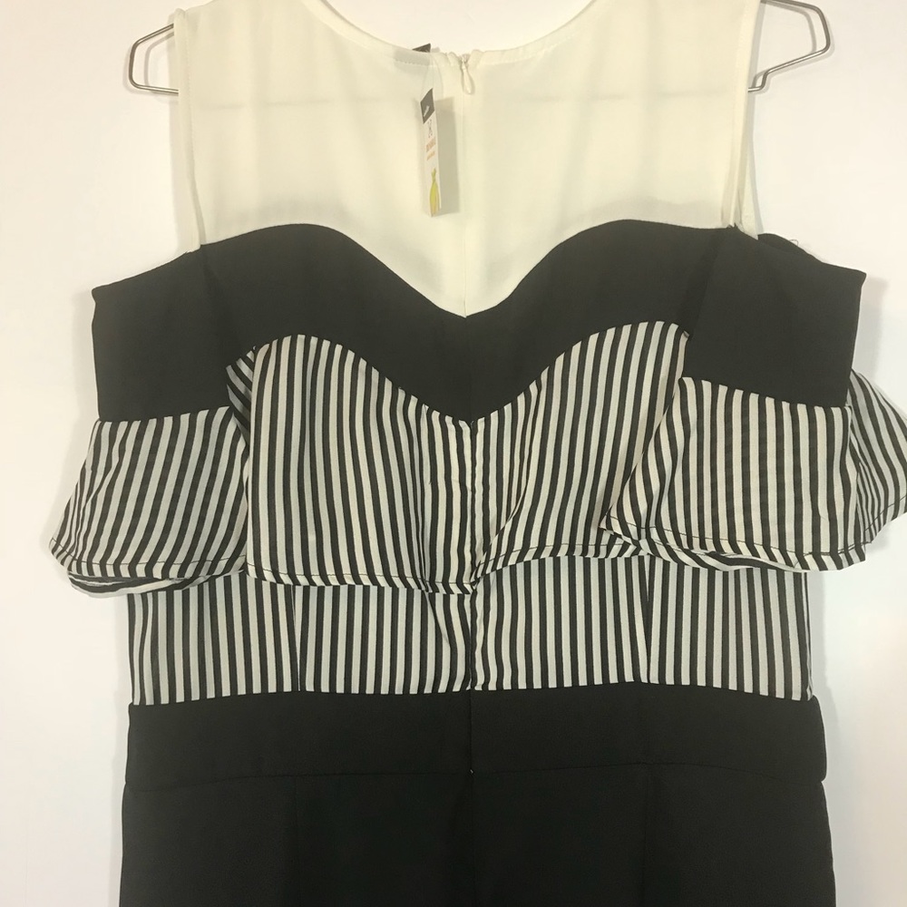 Jumpsuit - Picture 6 of 8
